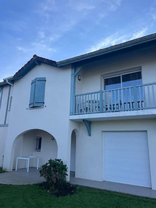 Appartement T3 Lumineux Tres Bien Equipe Avec Balcon Salies-de-Béarn المظهر الخارجي الصورة